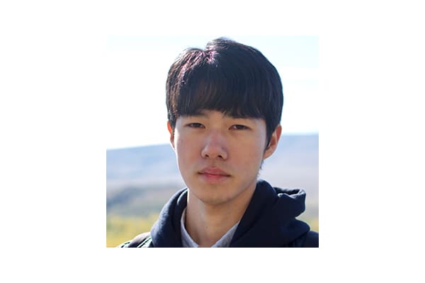 加山 黎（レイ）