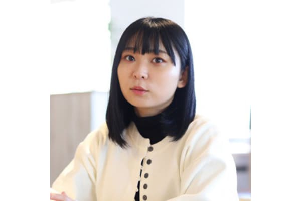 佐藤 歩美（アンゴラ村長）