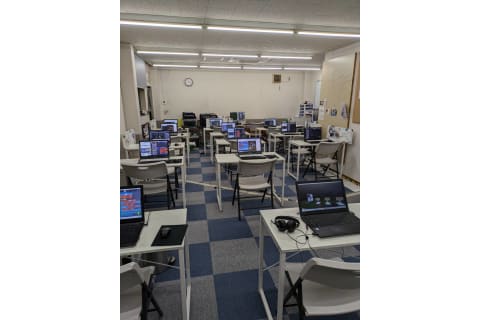 有希塾プログラミング教室の教室風景②