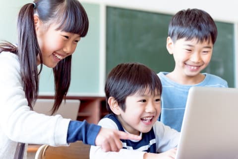 楽しみながら「プログラミング的思考＝創造性」を養う