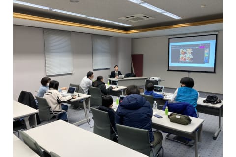 体験セミナーに約10名の方が参加してくれました。