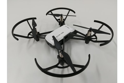 教育用の小型ドローンを無料で使用いただけます。