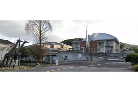 アリーナかぶとがに外観