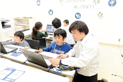 同年代の生徒たちで楽しく学ぼう！