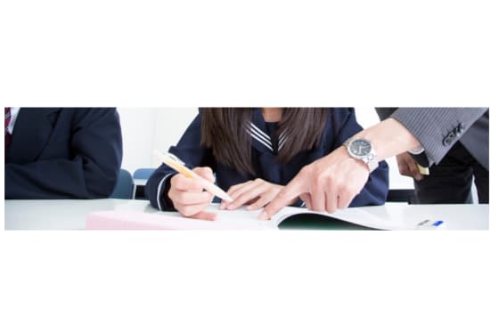 岡村ゼミナールの中学部の授業風景