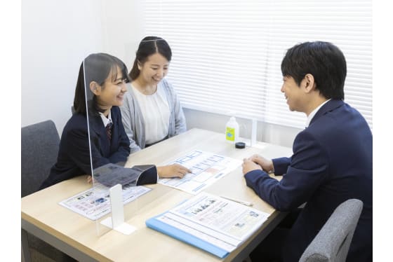 トライプラス面談風景