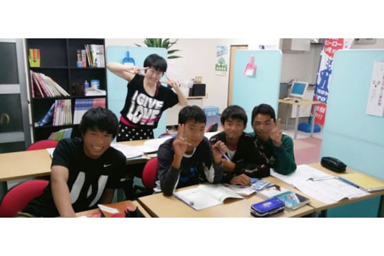 個別指導学院ヒーローズ内観