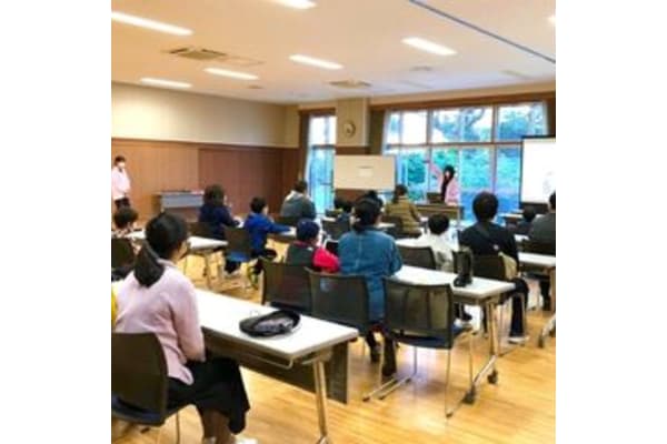 行政や学校への出張講座実績も多数