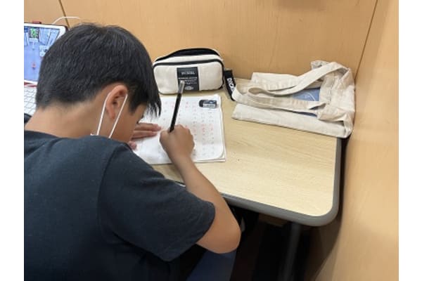 レッスン外の時間も自習等で教室をご利用いただけます！