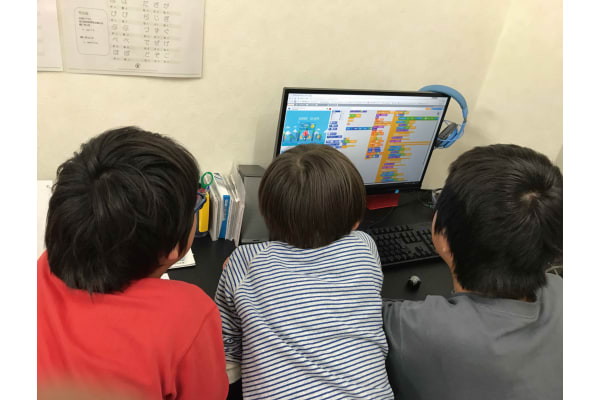 映像授業と個別学習で自分のペースで学習