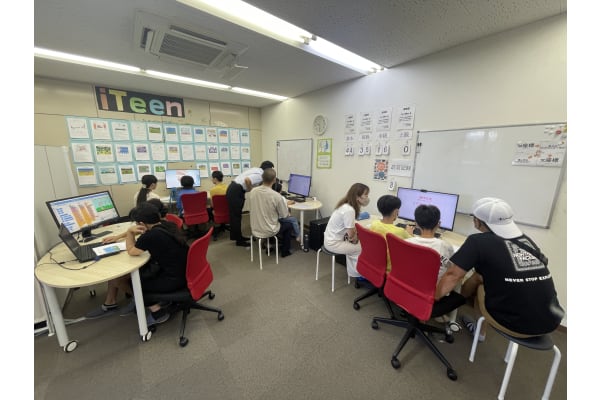 ゲームを作りながらプログラミングを学ぶ　興味関心を学びへ