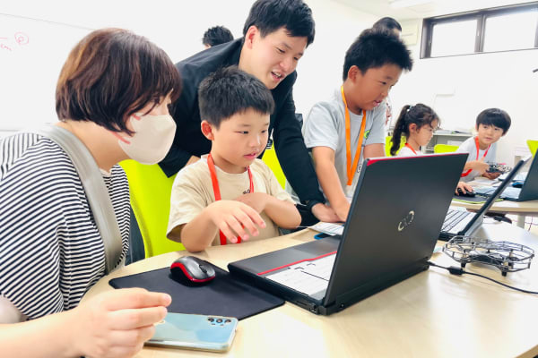 お子さま一人ひとりに寄り添う完全個別指導