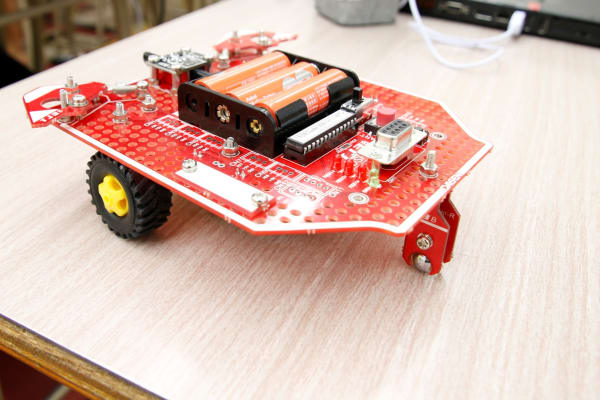 楽しみながら学び、自分で考え解決に導く