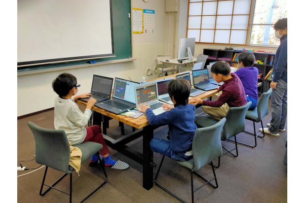 授業は完全予約制