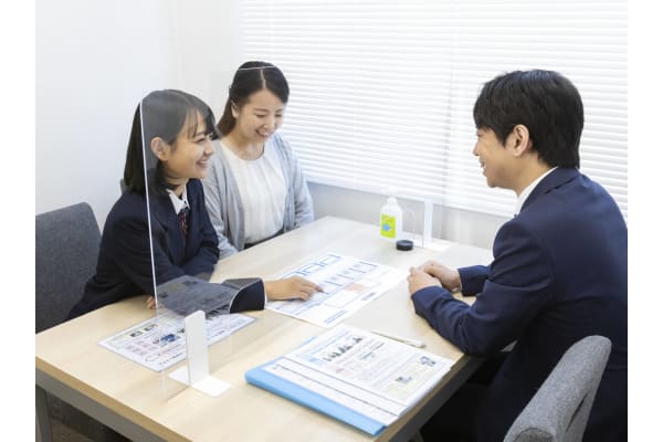 トライプラス面談風景