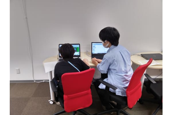 先生1名につき生徒最大3名までの個別指導