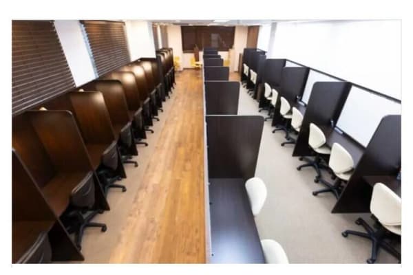 授業ブースと自習室