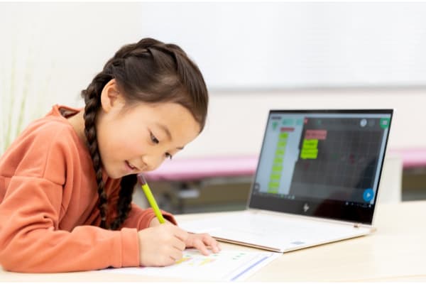 未就学児から大学入試対策までの一貫したカリキュラム設計