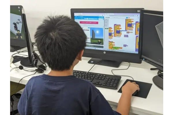 初心者でも安心！経験豊富な講師陣による丁寧な指導で、パソコンが初めての方でも着実にスキルアップ！