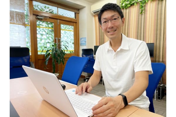 認定講師3名、アシスタントコーチ1名で手厚いサポート！ 