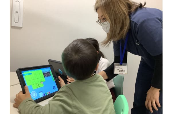 優しいコーチと一緒にプログラミング！