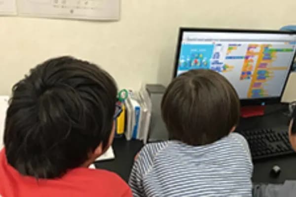 映像授業と個別学習で自分のペースで学習