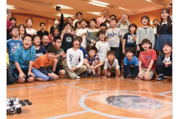 社会を身近に感じる「社会とつながる」プロジェクト