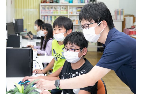 現役プログラマー＆専門学校講師が丁寧にサポートします！