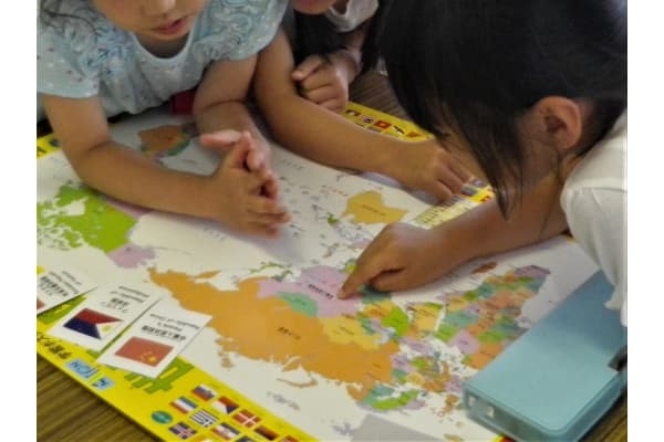 30年後世界で活躍できる「未来を担う子どもを育てる」ためのSTEAM教育を行う『体験学習塾』