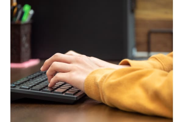 キーボード入力の速さや正確性を