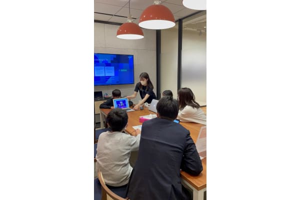 オリジナル作品作りに挑戦！ 発表会を通してプレゼンテーションスキルが学べる