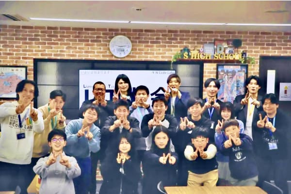 🏆 講師は全員プログラマ 🏆 講師も生徒もコンテスト入賞者が多数在籍！