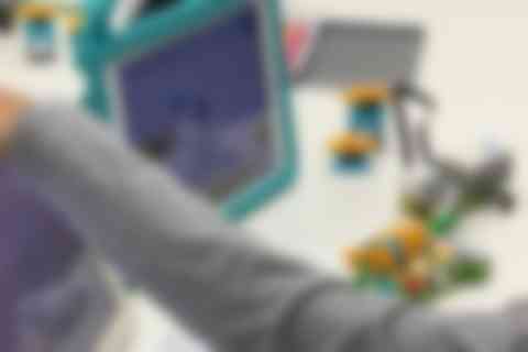 作ったロボットをプログラミング