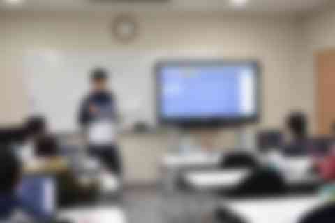 基礎と応用、ソフトとハードの両方を学べる授業