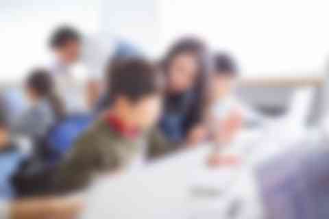 専門知識豊富な学生講師による親身な指導とサポート