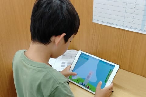 自分の発想力を活かして色々な作品を授業で作ります！