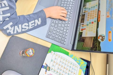 タイピング練習も楽しみながらやります。