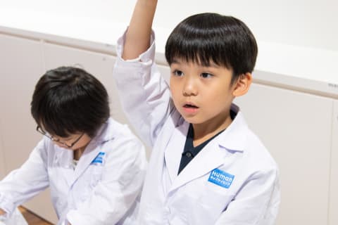 自発的に自分の考えを発言できるようになっていきます