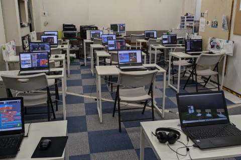 有希塾プログラミング教室の教室風景②