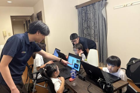 世田谷松陰神社駅前教室クラスのレッスンの様子