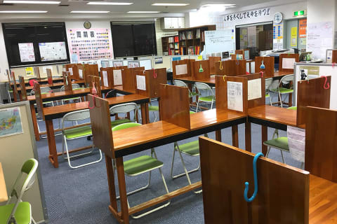 教室は明るく楽しい雰囲気です！