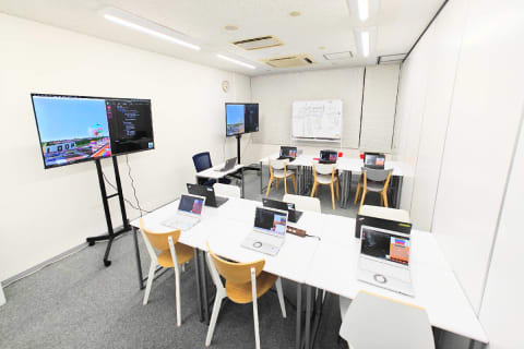 キッズプログラミングスクール8x9六甲道校　教室風景1