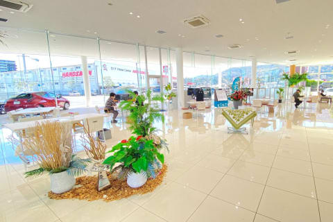 きれいで広いスペースでプログラミングのレッスンを行います