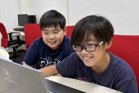 一緒にゲーム中