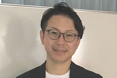 教室長の鈴木です！楽しみながら一緒にプログラミングを学びましょう！