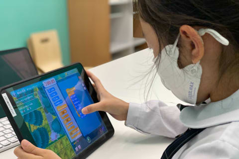 一人ひとりの進度に合わせて丁寧に指導していきます。お子さまの良いところをコーチが「褒め・承認」のコーチングによって伸ばすメソッドがあります。お子さまの成長を楽しみにしていてください。