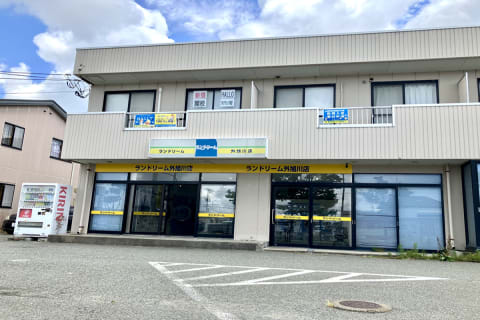 駐車スペースが広いので送迎がラクラクです♪