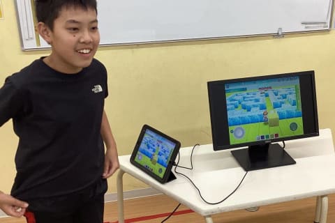 7～9月に開催したHALLOの夏期講習「サマープログラミングアドベンチャー2025」、たくさんの子どもたちと一緒に大いに盛り上がりました！