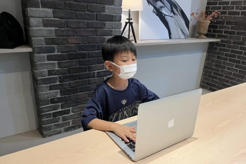 オシャレな教室で学びましょう。