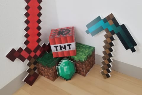 体験会ではマイクラのアイテムが飾ってあるよ